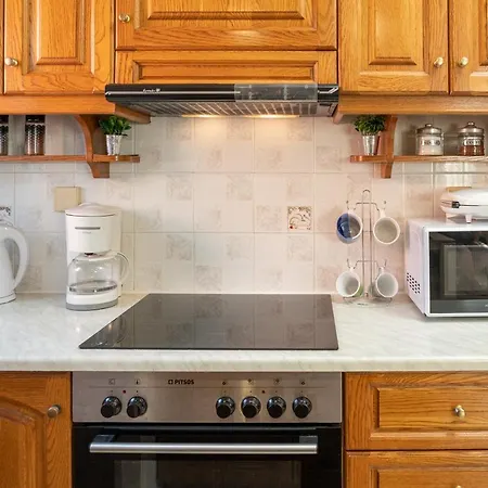 Apartment Dimitra &