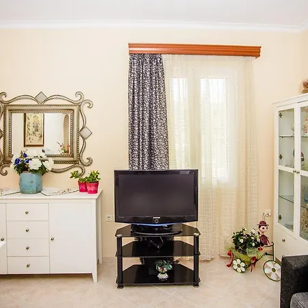Dimitra & Apartman *