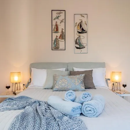 Dimitra & Apartment *