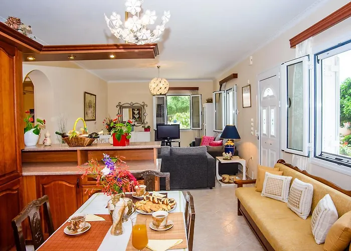 Dimitra & Apartment Minia